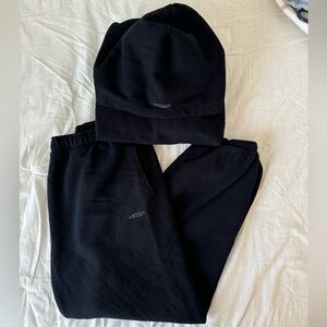 Aritzia Sweatfleece Perfect Hoodie & Mega Jogger Pants